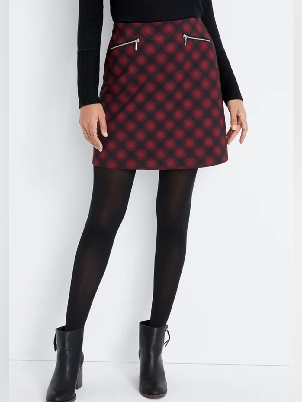 Maurices Red Buffalo Plaid Ponte Mini Skirt Zipper Accent Women’s Size 18W